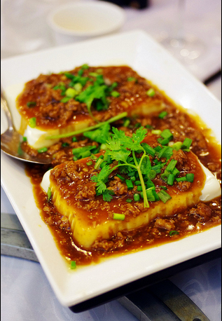 肉碎蒸滑豆腐